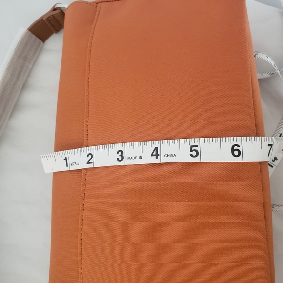 Tomtoc Versatile-A0203 Switch Daily Bag NWT - Picture 10 of 16